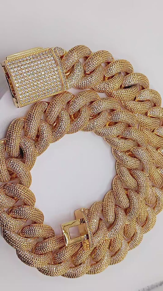Collier Américain en zircone OR